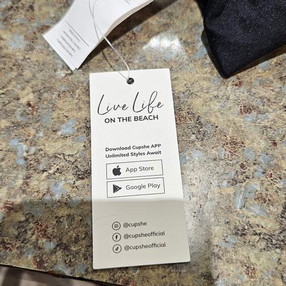 Italian voyage one piece swimsuit - Picture 3 of 4